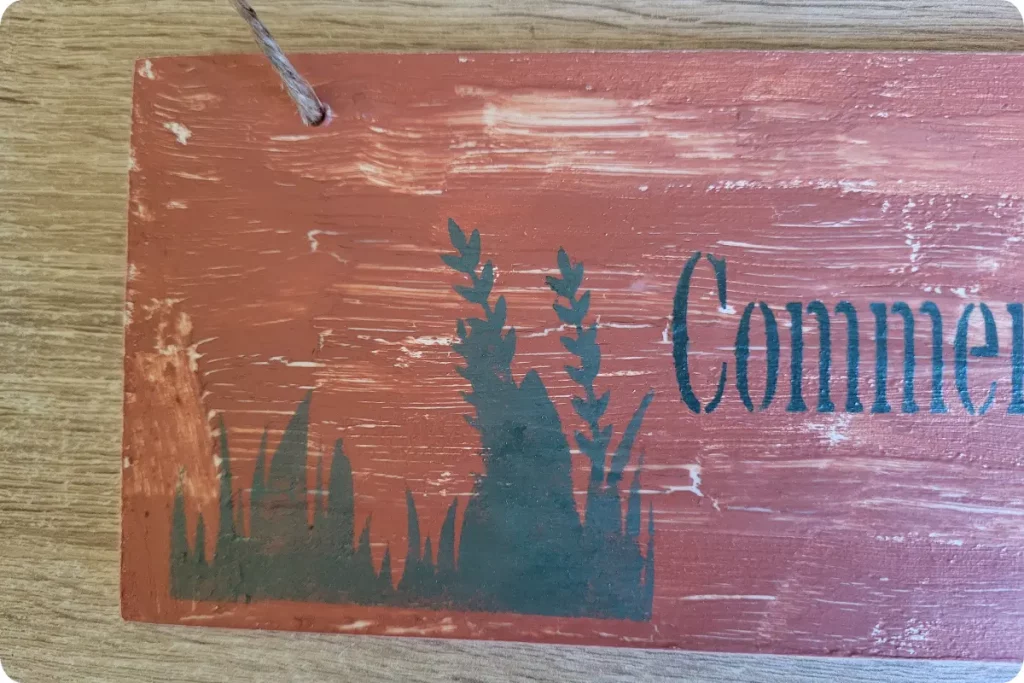 Détail pancarte zen bois faite main "Commence par respirer" - L'art de décorer